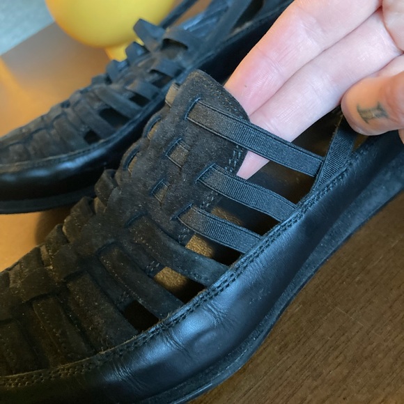 Stuart Weitzman Woven Flat Black Loafers, Slip-on Suede Mules, US 6.5/EU 37 - Picture 3 of 7